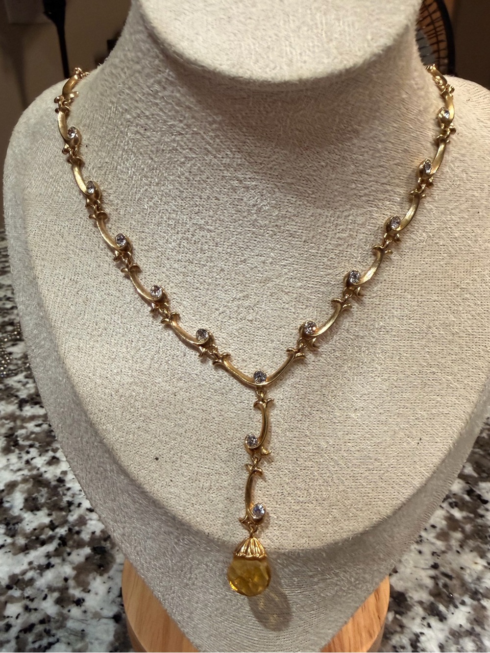 Beauties necklace
